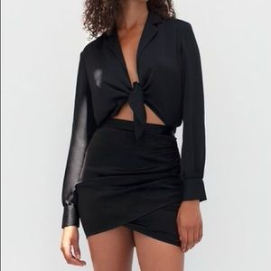 Aritzia black mini skirt